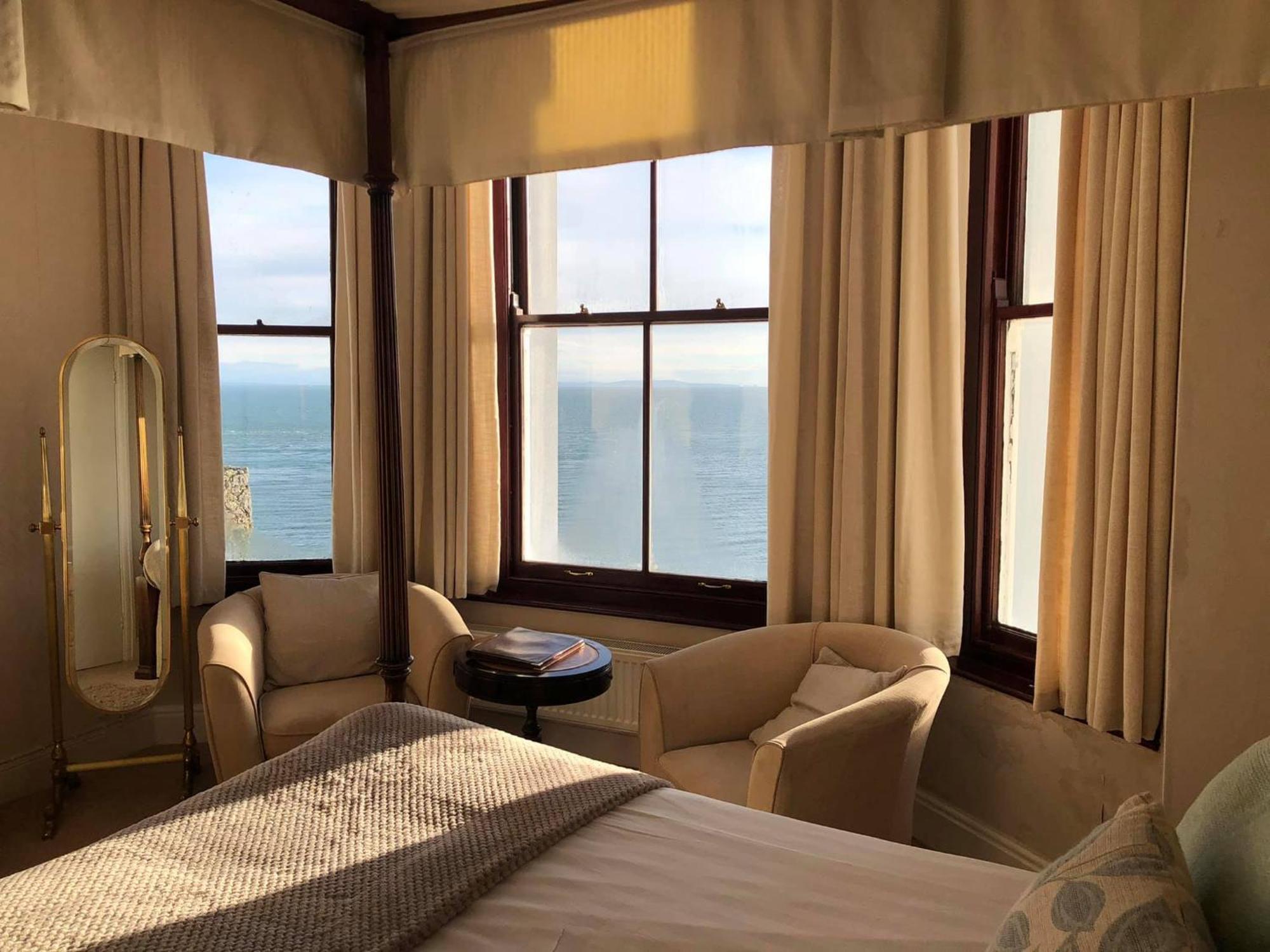 Bed & Breakfast No: 1 The Esplanade Guest Accommodation. 4*
