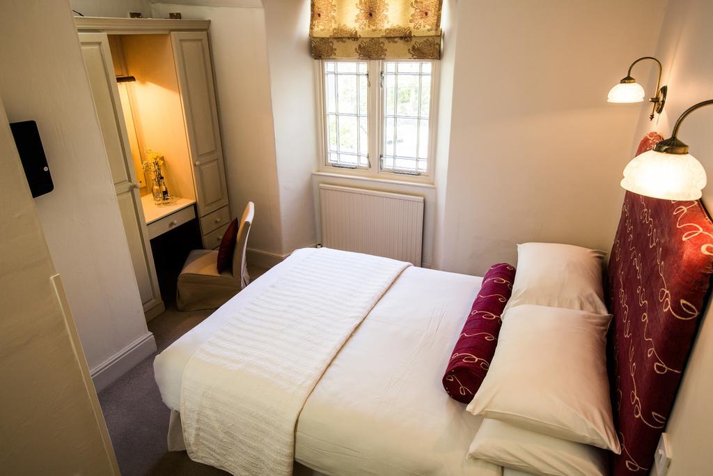 Bed & Breakfast The Broadmead Boutique 4*