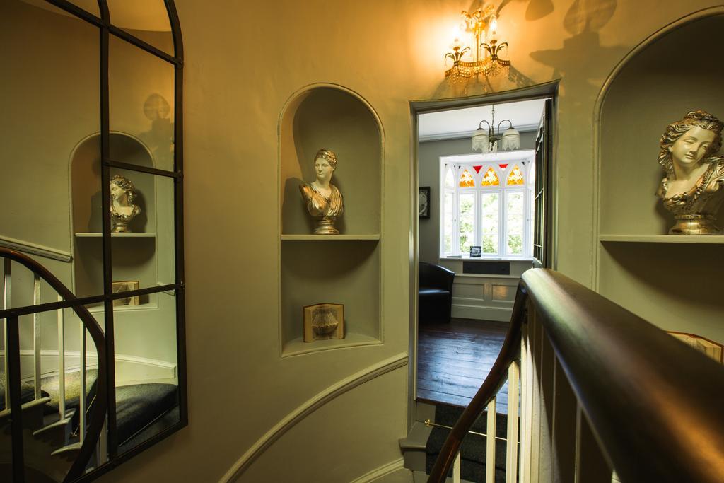Bed & Breakfast The Broadmead Boutique 4*