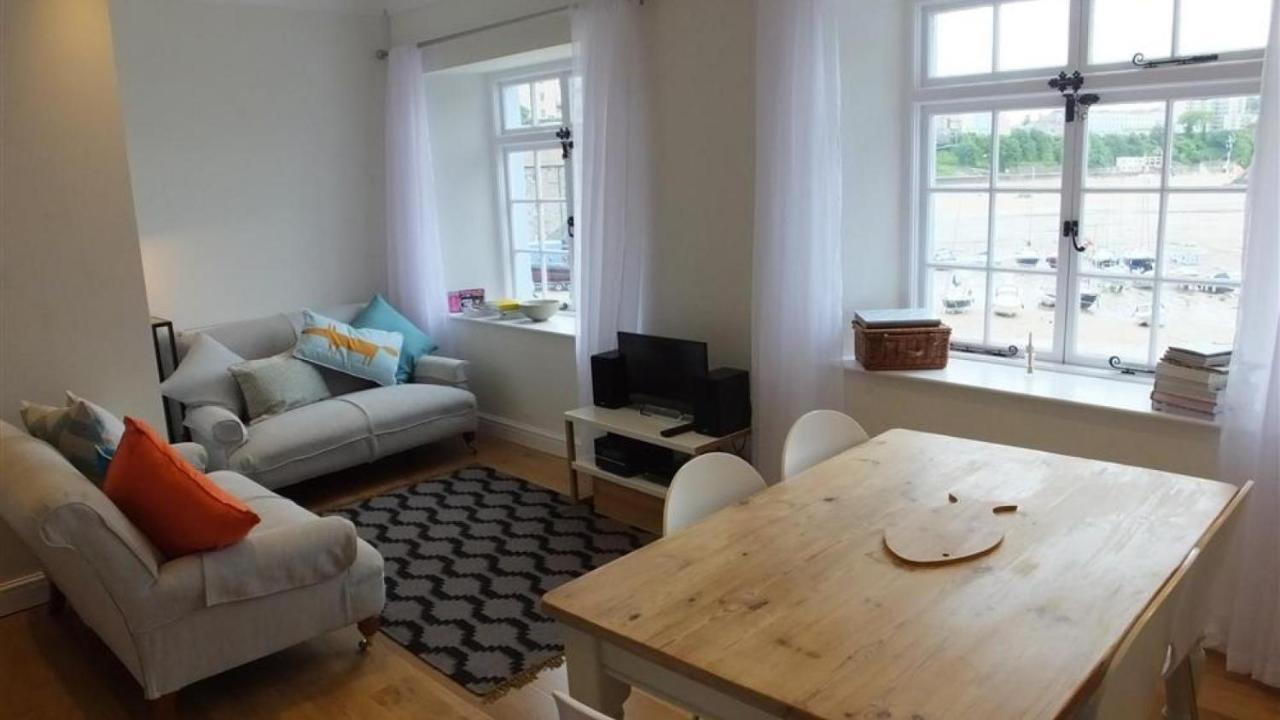 Apartment Quarterdeck *