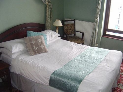 No: 1 The Esplanade Guest Accommodation. Bed & Breakfast