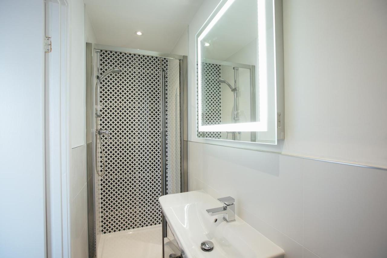 Lindholme Guest House 3* Tenby