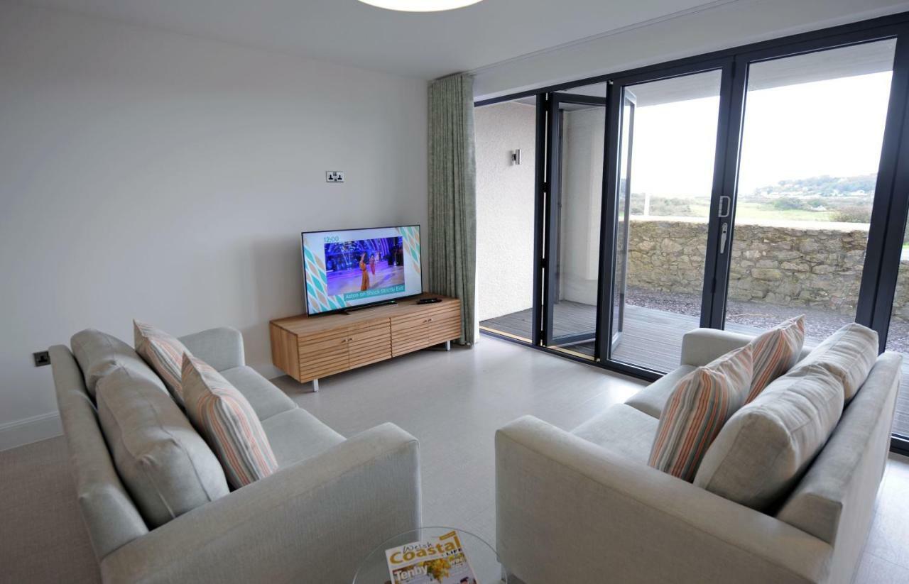 2 Waterstone House *