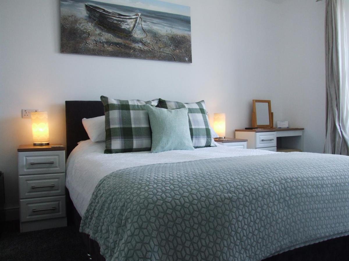 Coach Guest house Tenby